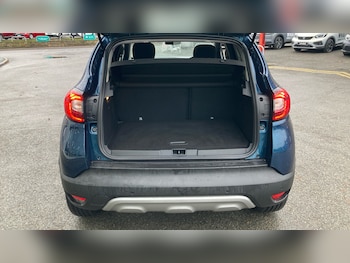Used Renault Captur 2018 for sale - 76741045: Photo