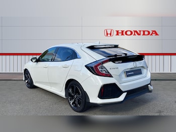Used Honda Civic 2017 for sale - 76115733: Photo