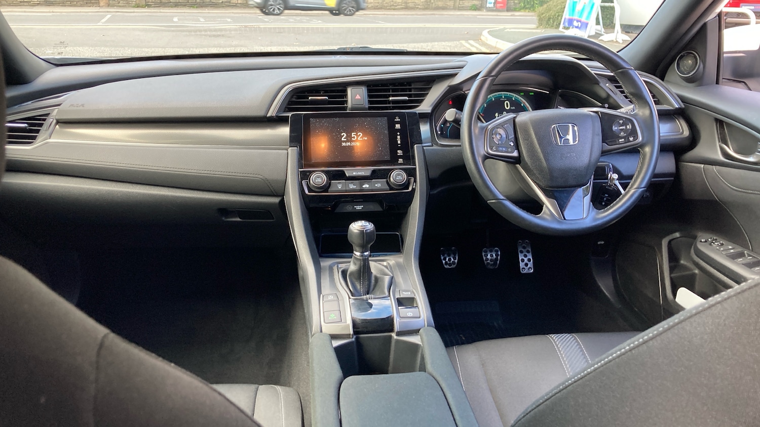 Used Honda Civic 2017 for sale - 76115733: Photo 4