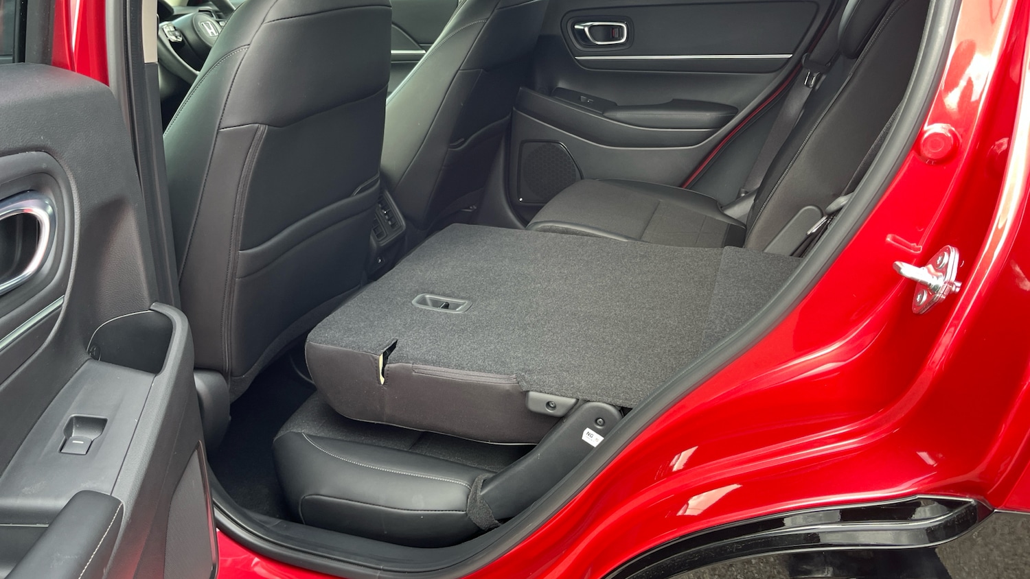 Used Honda HR-V 2024 for sale - 76891961: Photo 32