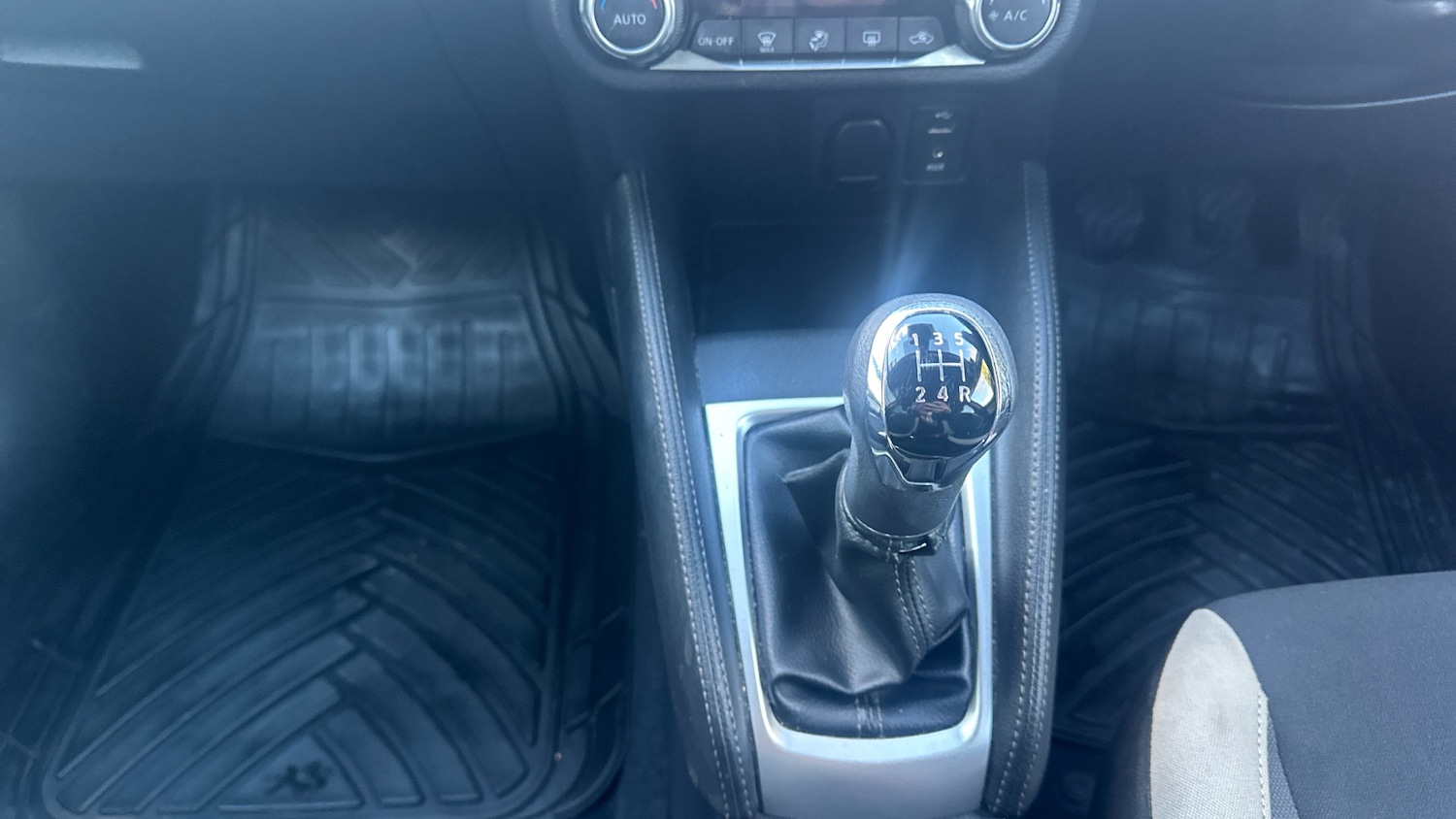 Used Nissan Micra 2017 for sale - 77116414: Photo 13