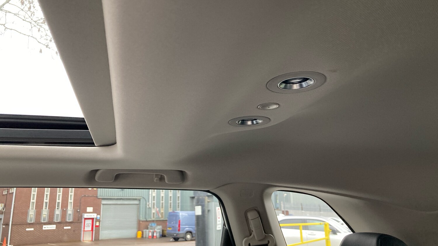 Used Honda CR-V 2025 for sale - 76547588: Photo 30