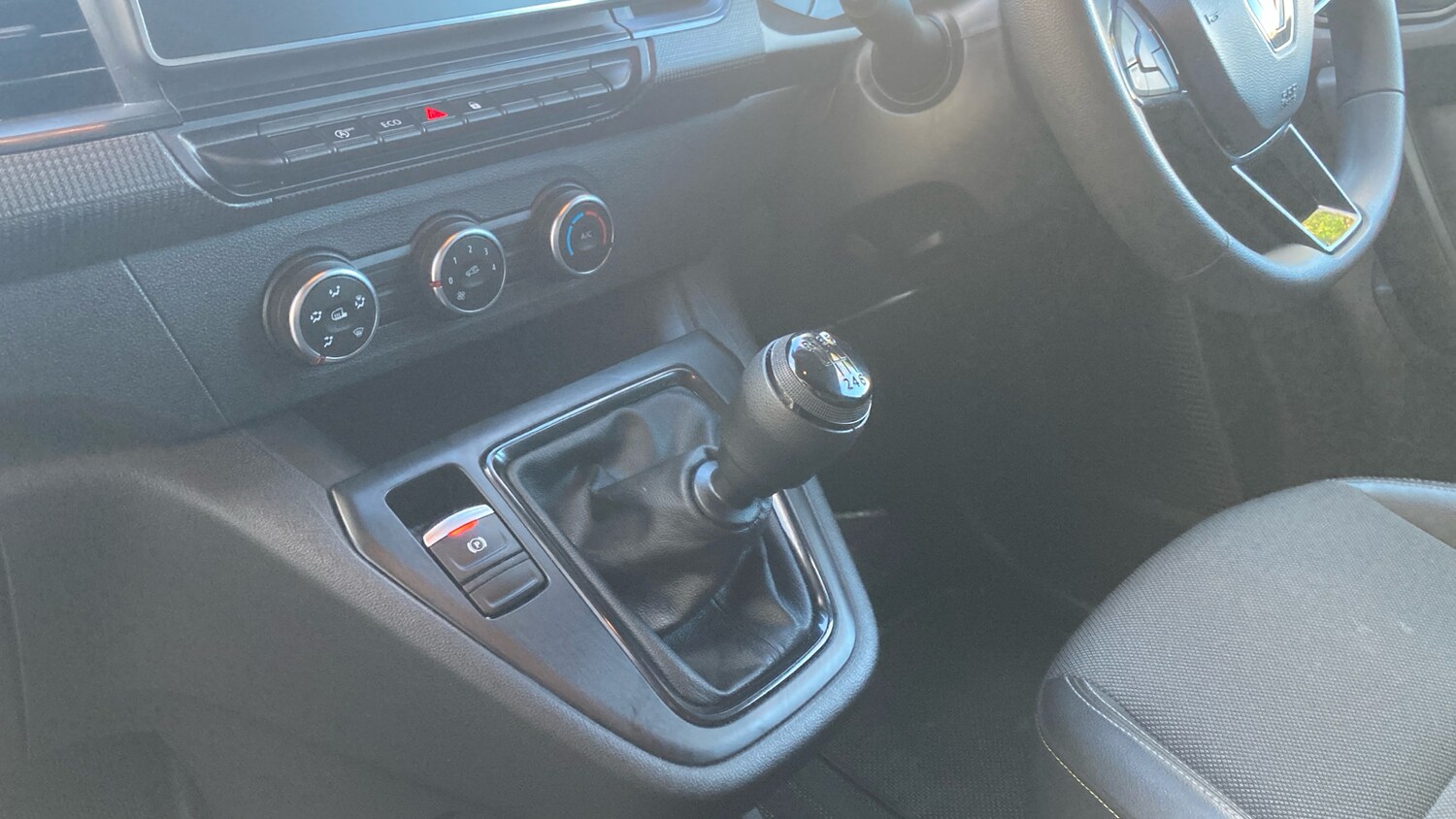 Used Renault Kangoo 2024 for sale - 76568406: Photo 13