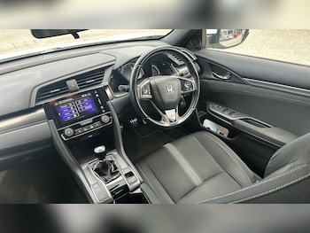 Used Honda Civic 2018 for sale - 76026039: Photo
