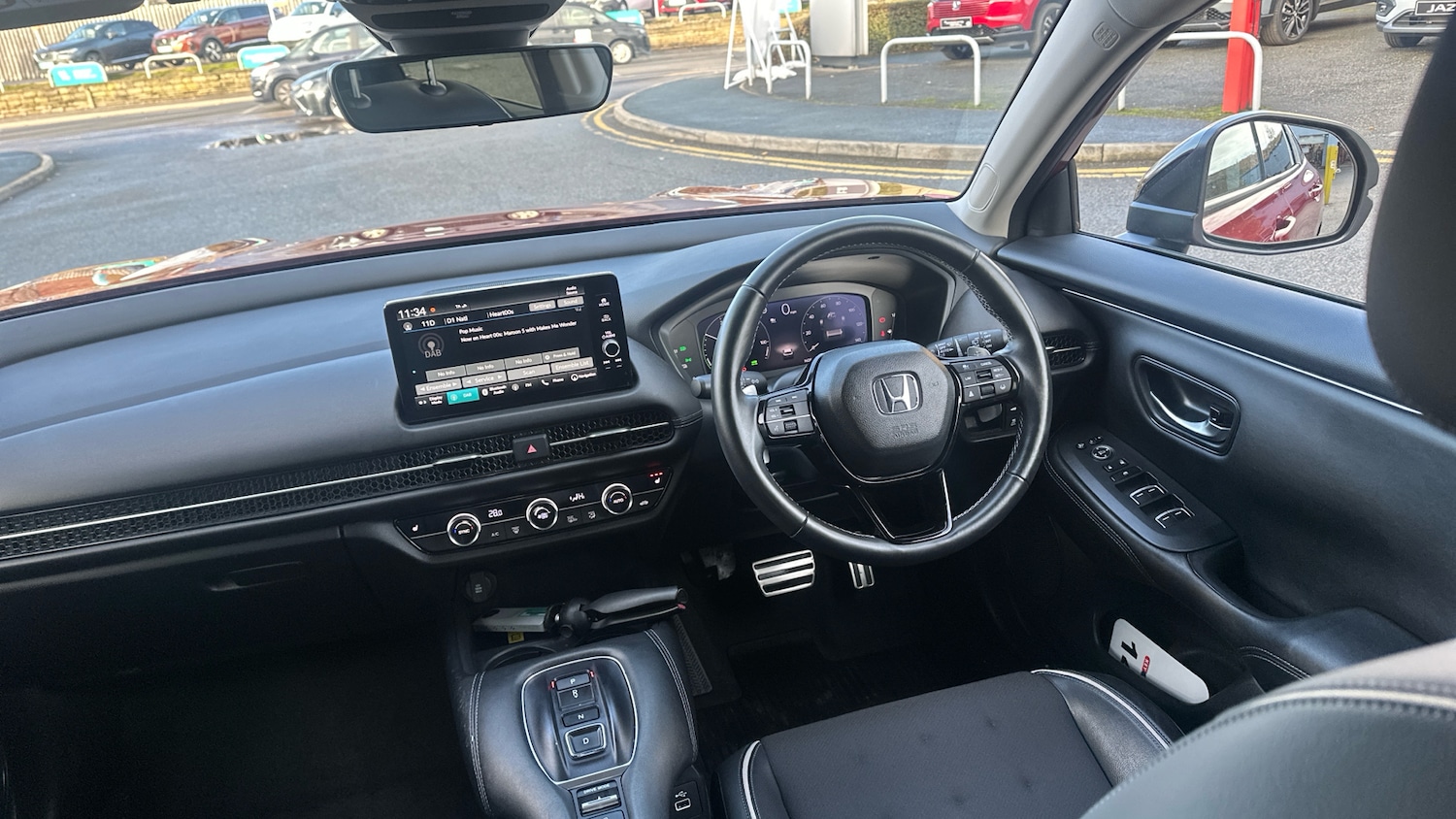 Used Honda ZR-V 2024 for sale - 76895175: Photo 2