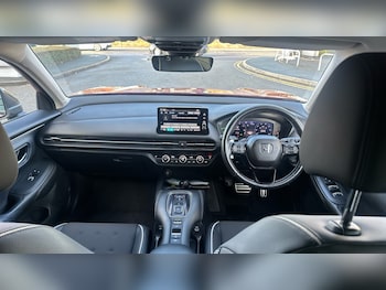 Used Honda ZR-V 2024 for sale - 76895175: Photo