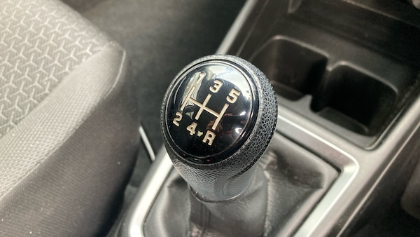 Used Suzuki Swift 2018 for sale - 76222146: Photo 40