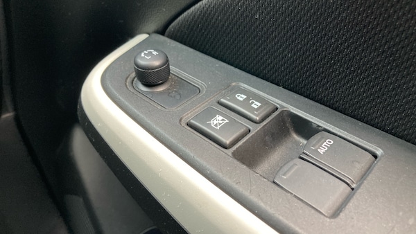 Used Suzuki Swift 2018 for sale - 76222146: Photo 41