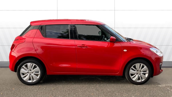 Used Suzuki Swift 2018 for sale - 76222146: Photo 5