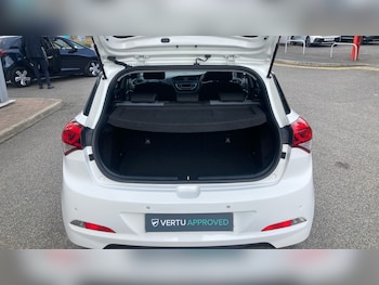 Used Hyundai i20 2017 for sale - 75910879: Photo