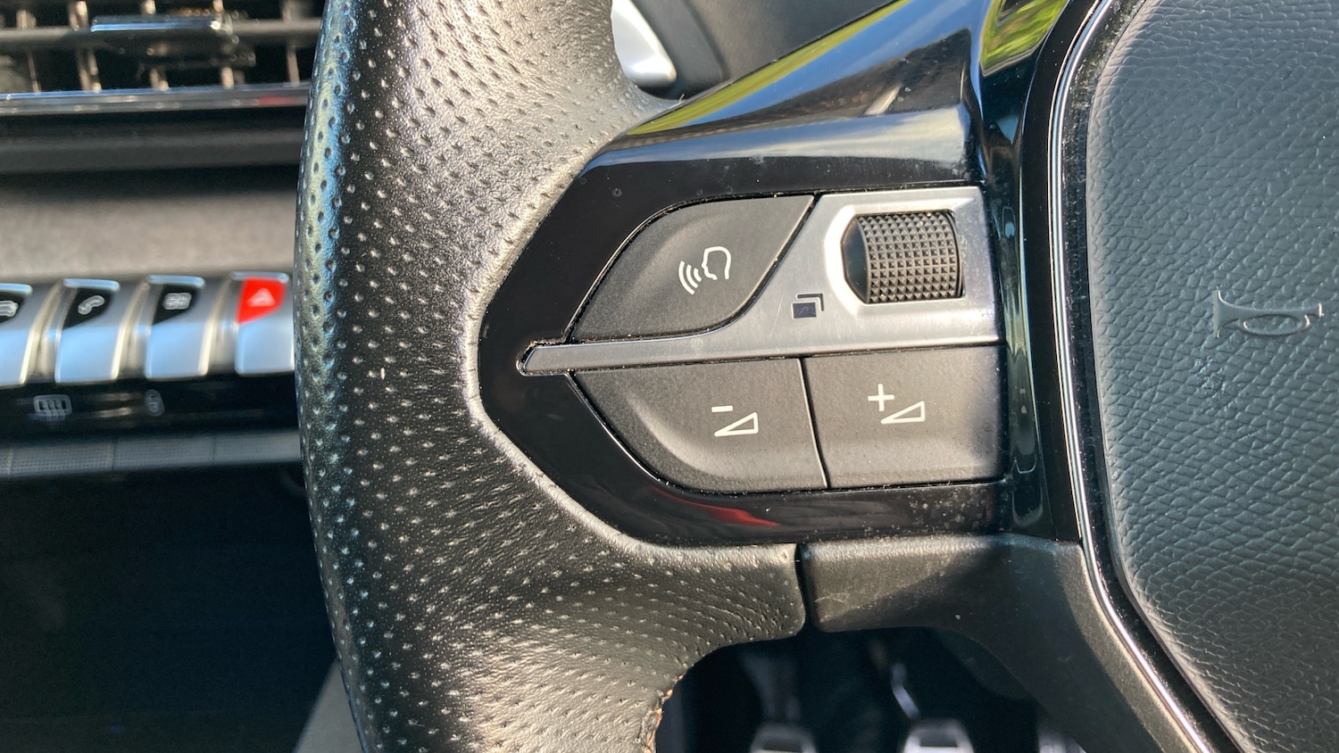 Used Peugeot 5008 2022 for sale - 77262191: Photo 39