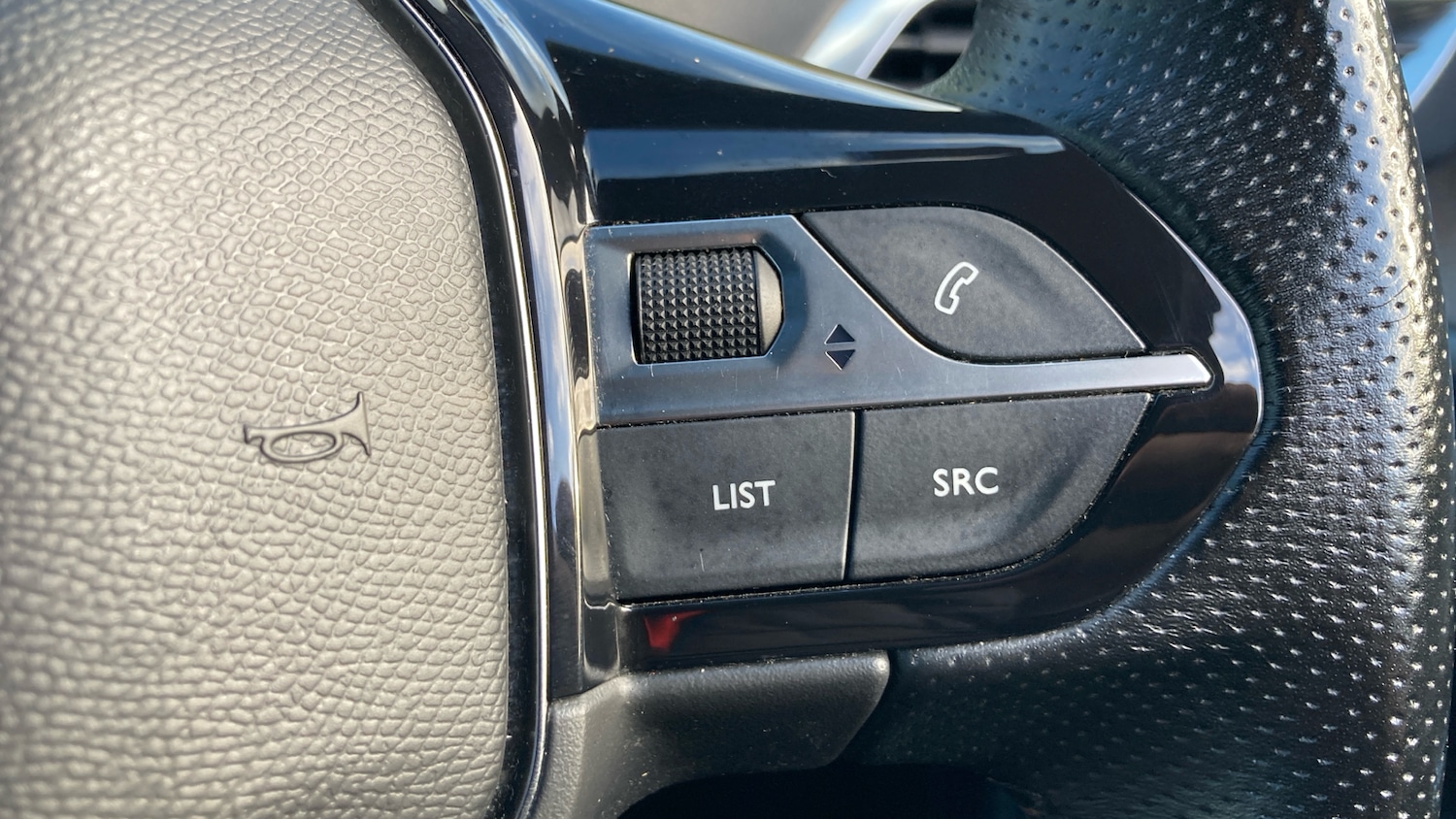 Used Peugeot 5008 2022 for sale - 77262191: Photo 40