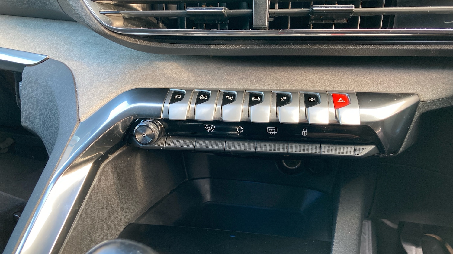 Used Peugeot 5008 2022 for sale - 77262191: Photo 44