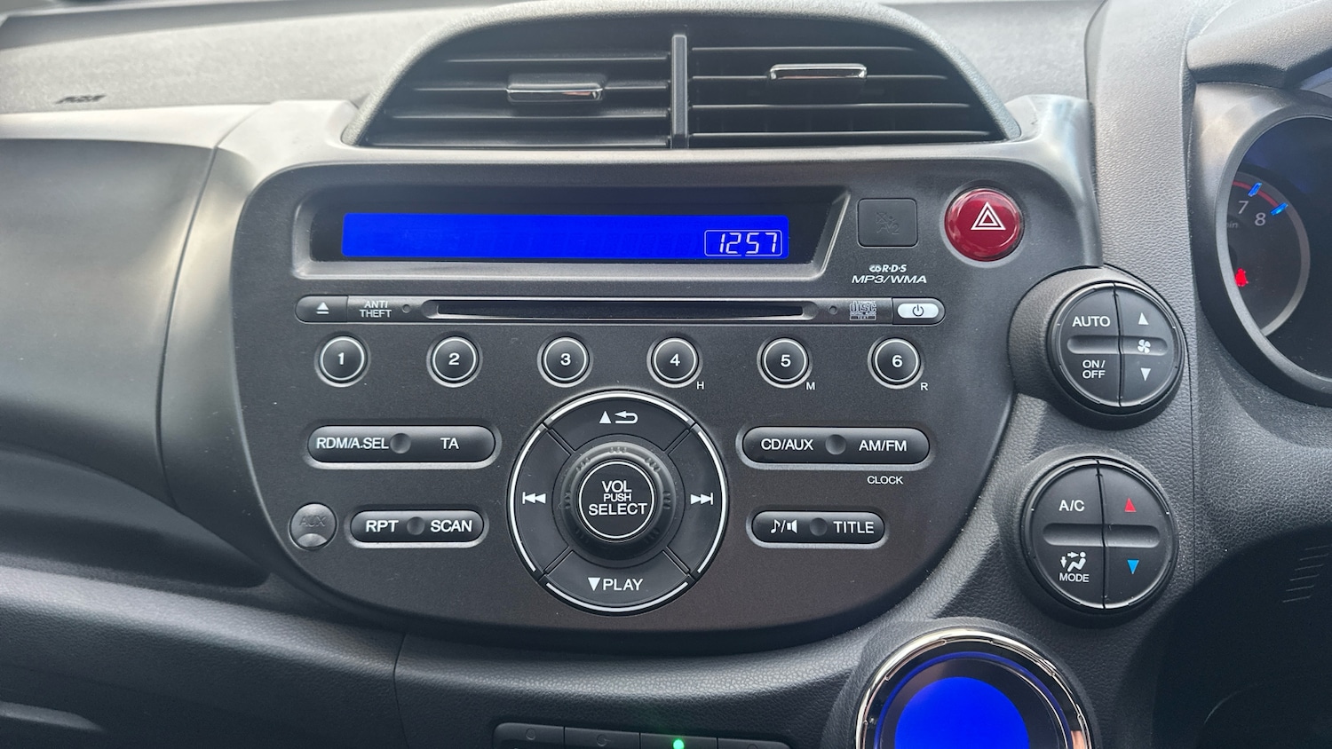 Used Honda Jazz 2014 for sale - 77038765: Photo 12