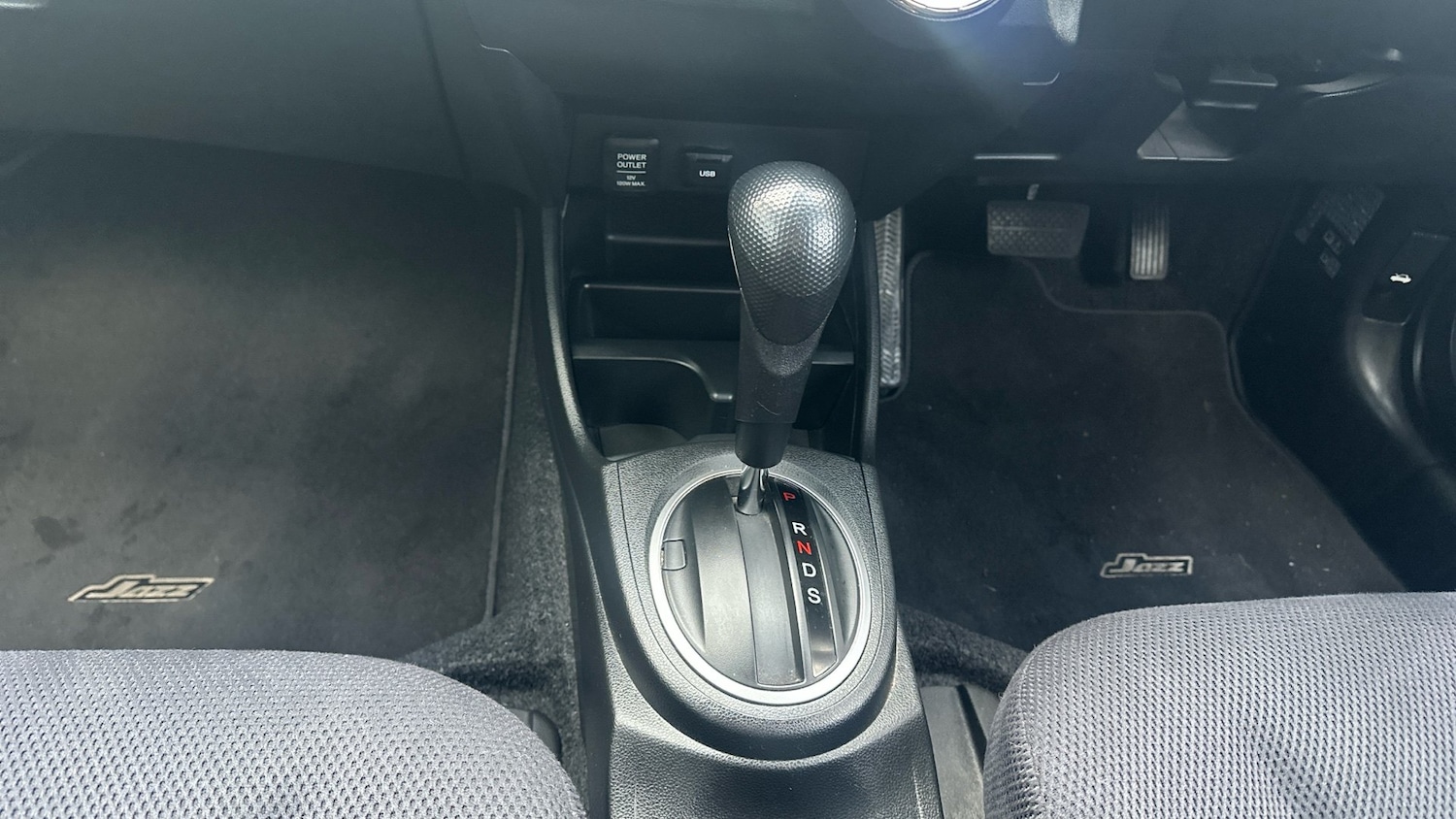 Used Honda Jazz 2014 for sale - 77038765: Photo 13