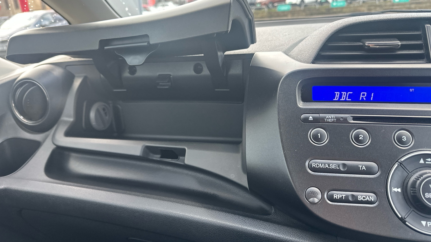 Used Honda Jazz 2014 for sale - 77038765: Photo 34