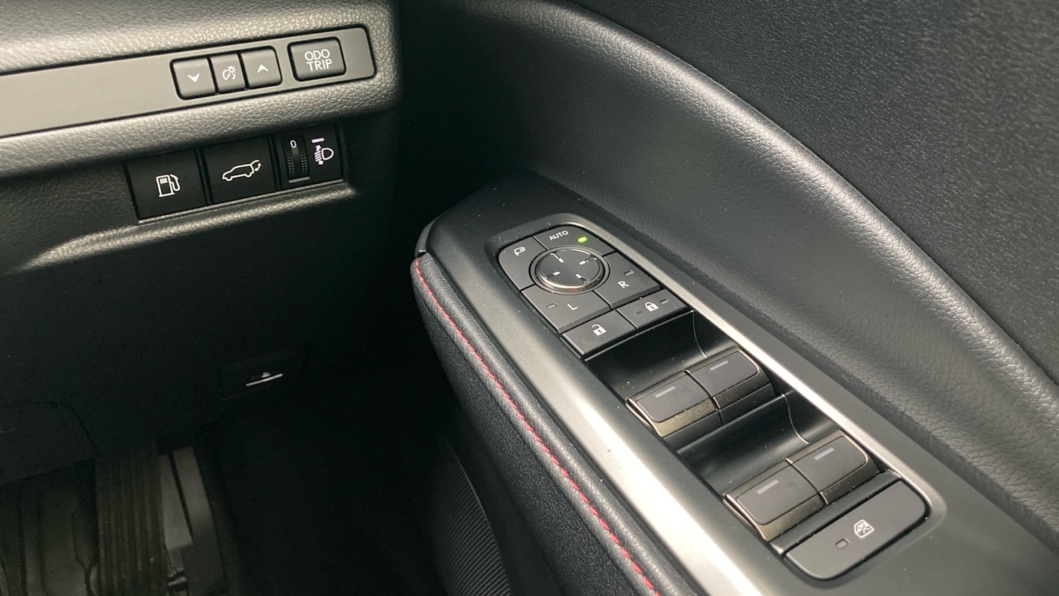 Used Lexus LBX 2025 for sale - 76963191: Photo 42