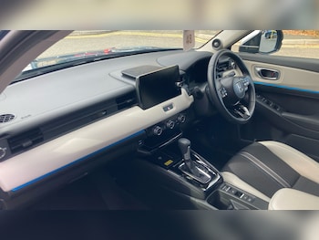 Used Honda HR-V 2024 for sale - 75996736: Photo 2