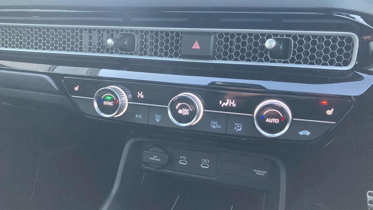 Used Honda Civic 2025 for sale - 76541710: Photo 40