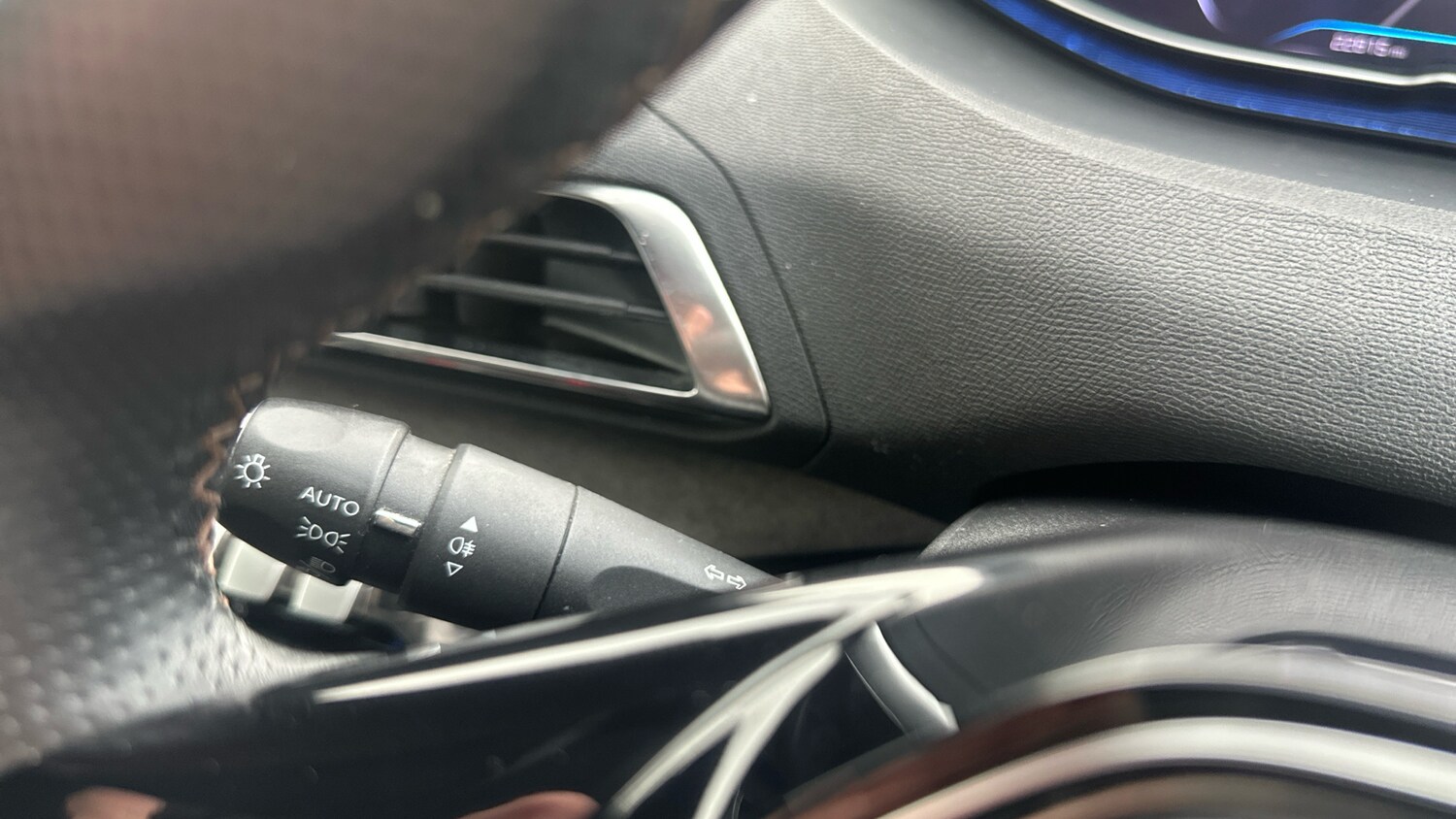 Used Peugeot 5008 2022 for sale - 76340465: Photo 26