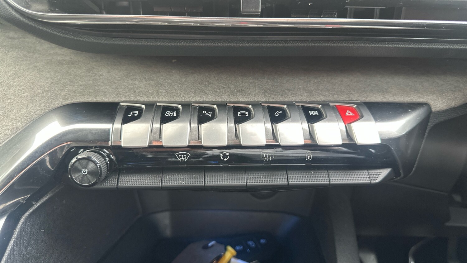 Used Peugeot 5008 2022 for sale - 76340465: Photo 28