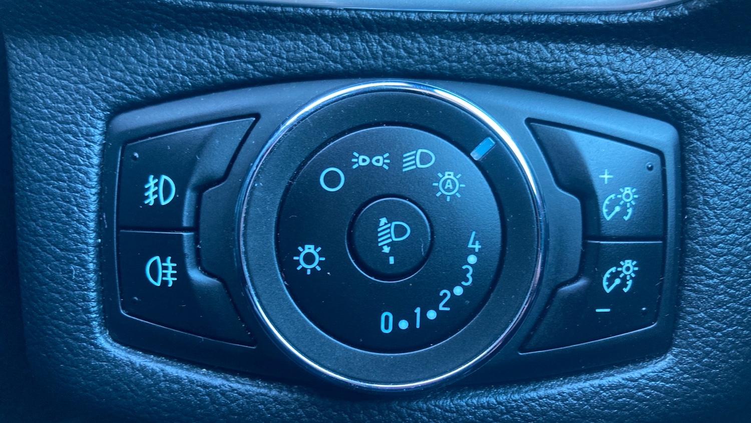 Used Ford B-MAX 2016 for sale - 76903864: Photo 41