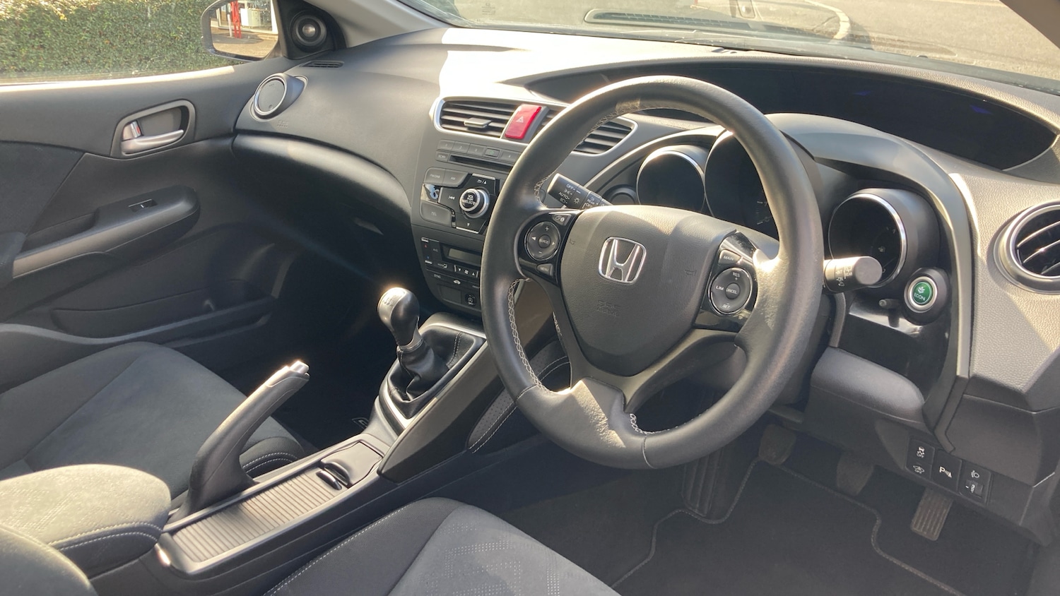 Used Honda Civic 2015 for sale - 76065937: Photo 11