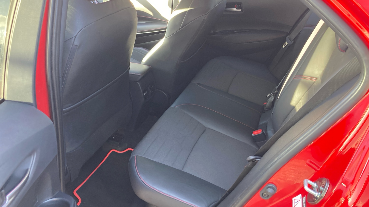 Used Toyota Corolla 2019 for sale - 76114178: Photo 32