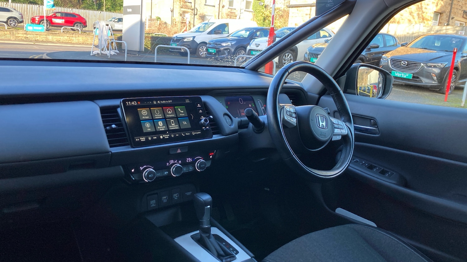 Used Honda Jazz 2021 for sale - 76891963: Photo 2