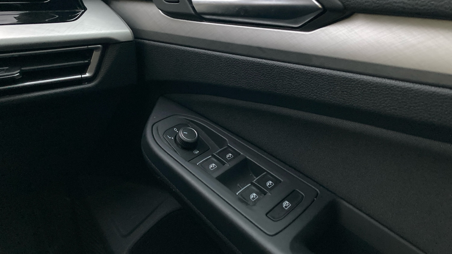 Used Volkswagen Golf 2020 for sale - 77591875: Photo 35