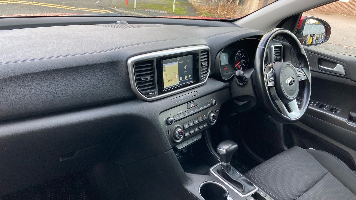 Used Kia Sportage 2018 for sale - 76637576: Photo 9