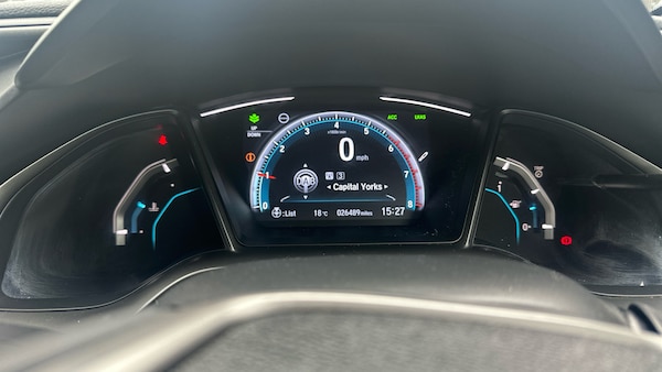 Used Honda Civic 2018 for sale - 76198076: Photo 11