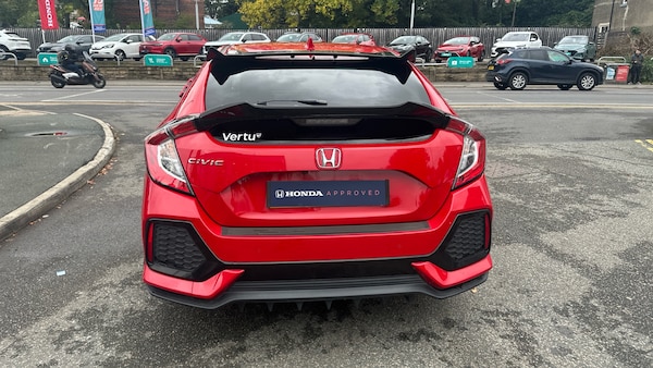 Used Honda Civic 2018 for sale - 76198076: Photo 40