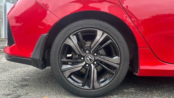Used Honda Civic 2018 for sale - 76198076: Photo 9