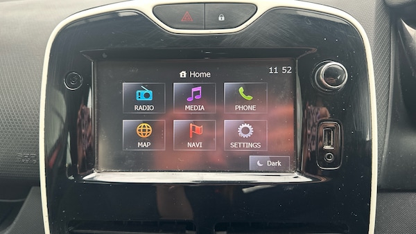 Used Renault Clio 2015 for sale - 76281067: Photo 12