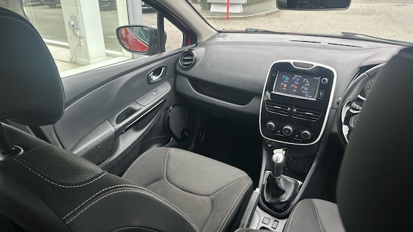 Used Renault Clio 2015 for sale - 76281067: Photo 14