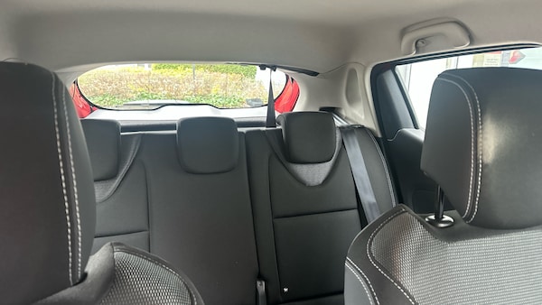 Used Renault Clio 2015 for sale - 76281067: Photo 15