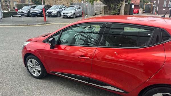 Used Renault Clio 2015 for sale - 76281067: Photo 38