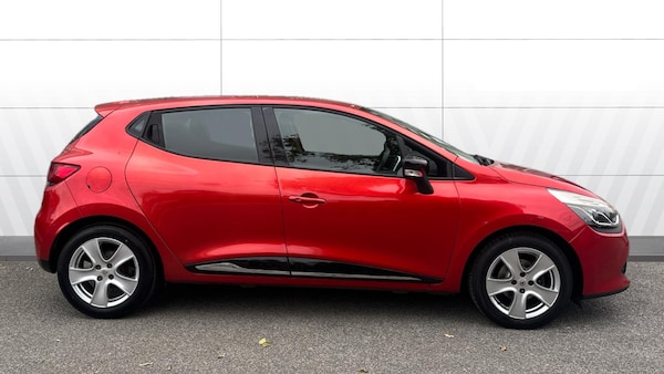 Used Renault Clio 2015 for sale - 76281067: Photo 5