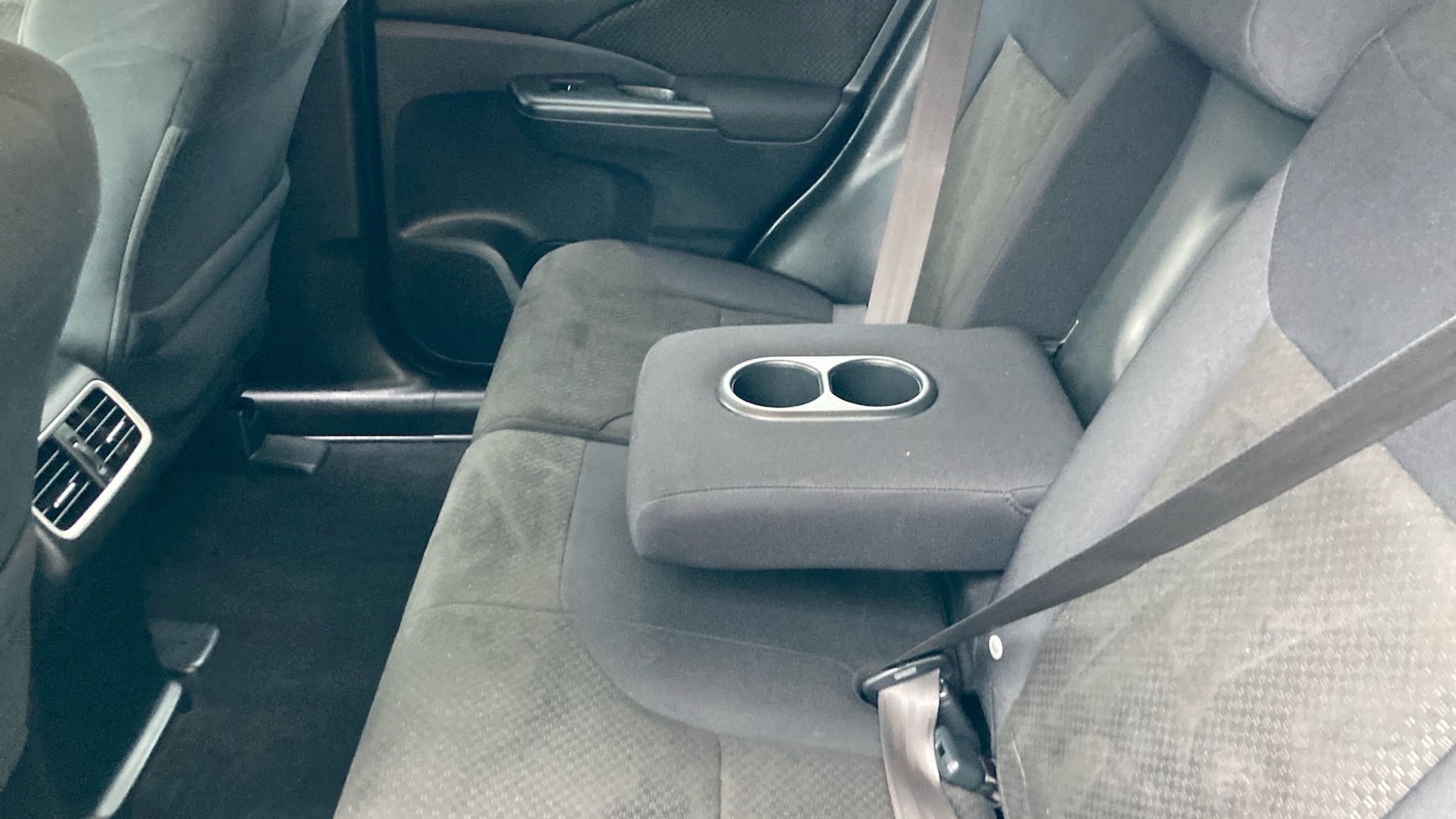 Used Honda CR-V 2018 for sale - 76428576: Photo 35