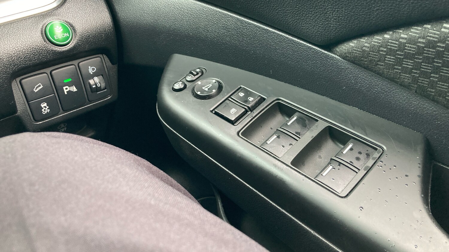 Used Honda CR-V 2018 for sale - 76428576: Photo 41