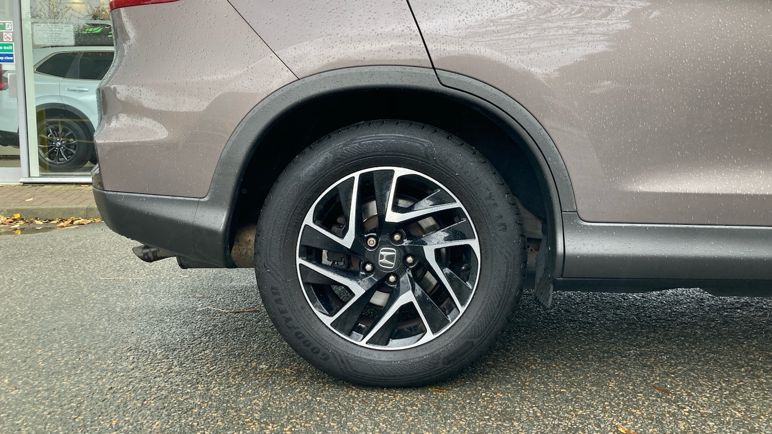 Used Honda CR-V 2018 for sale - 76428576: Photo 9