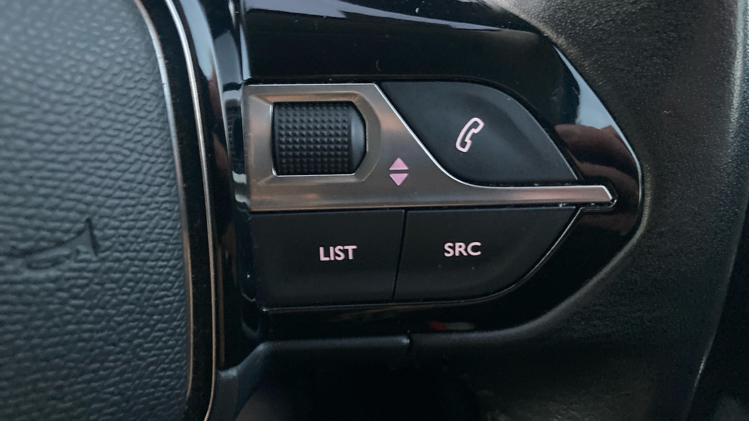 Used Peugeot 208 2020 for sale - 76818725: Photo 27