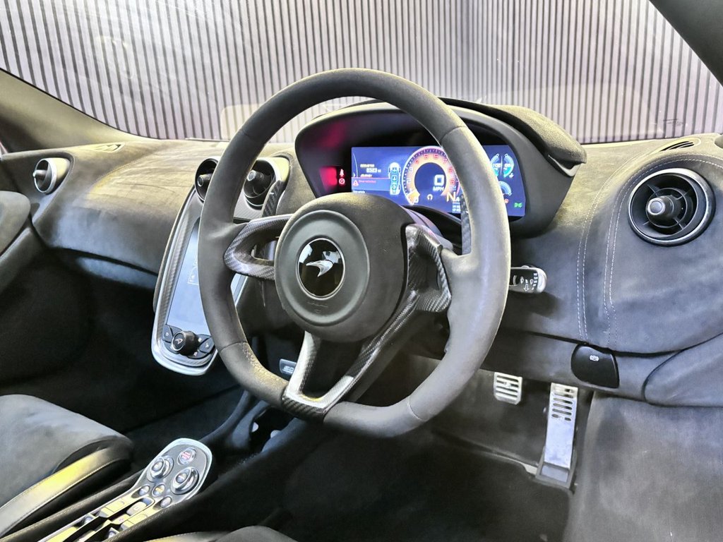 Used McLaren 600LT 2019 for sale - 77332931: Photo 16