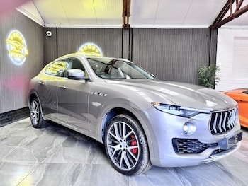 Used Maserati Levante 2017 for sale - 77507331: Photo