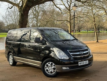 Hyundai i800 feature image