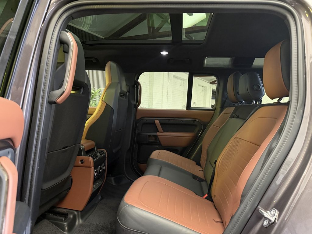 Used Land Rover Defender 2025 for sale - 78102705: Photo 13