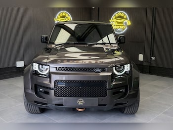 Used Land Rover Defender 2025 for sale - 78102705: Photo