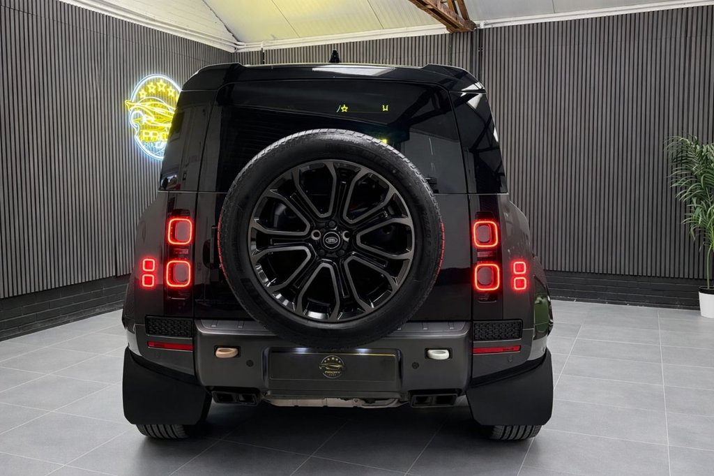Used Land Rover Defender 2025 for sale - 78102705: Photo 5
