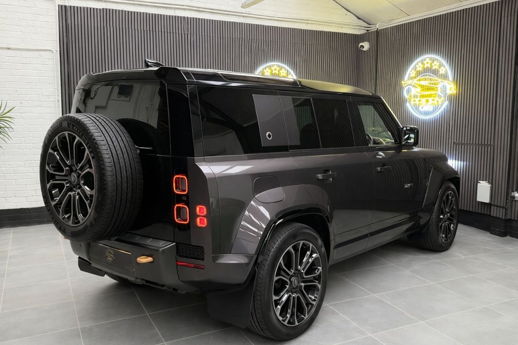 Used Land Rover Defender 2025 for sale - 78102705: Photo 7